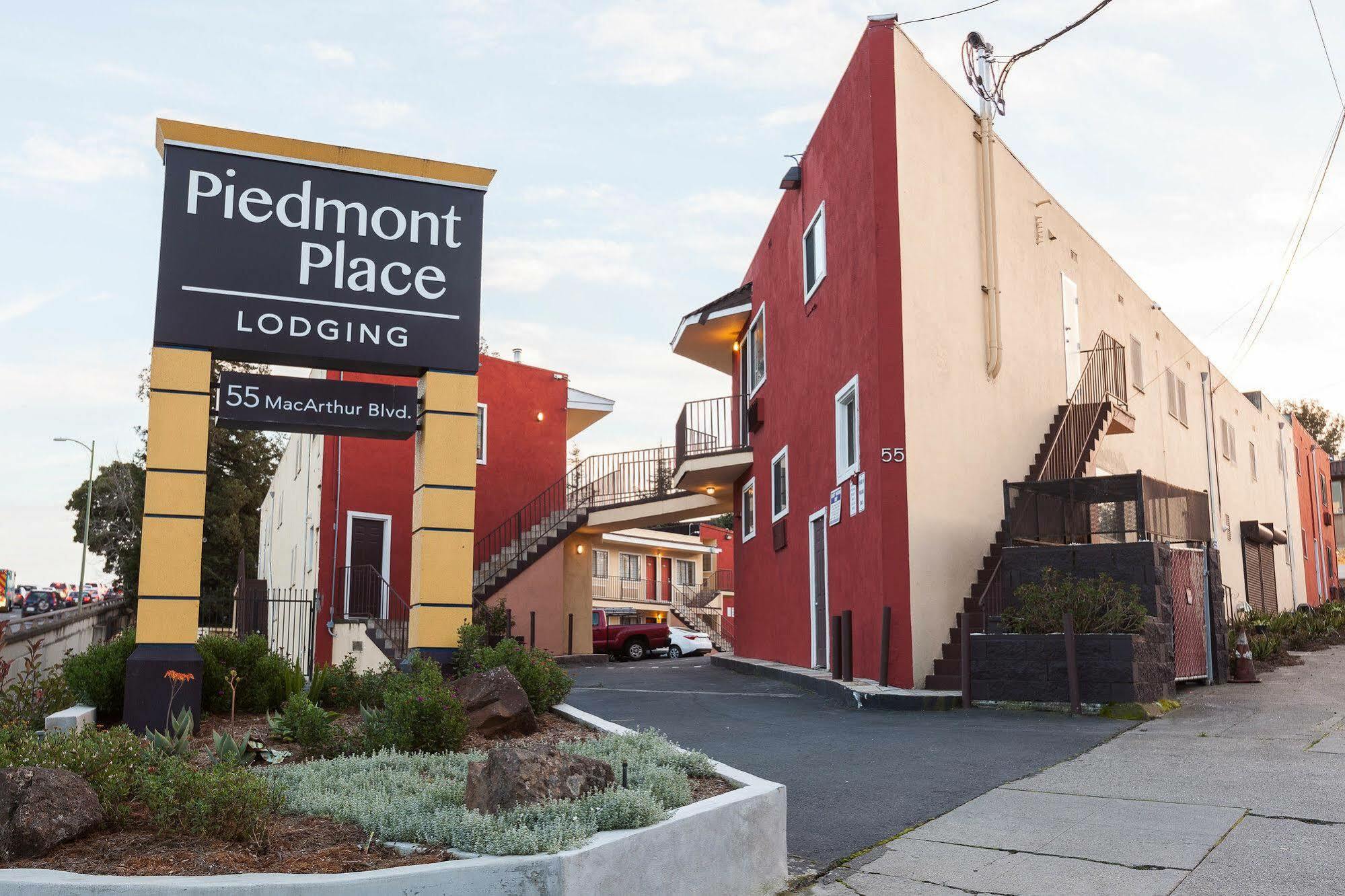 Piedmont Place Motel Оукланд Екстериор снимка