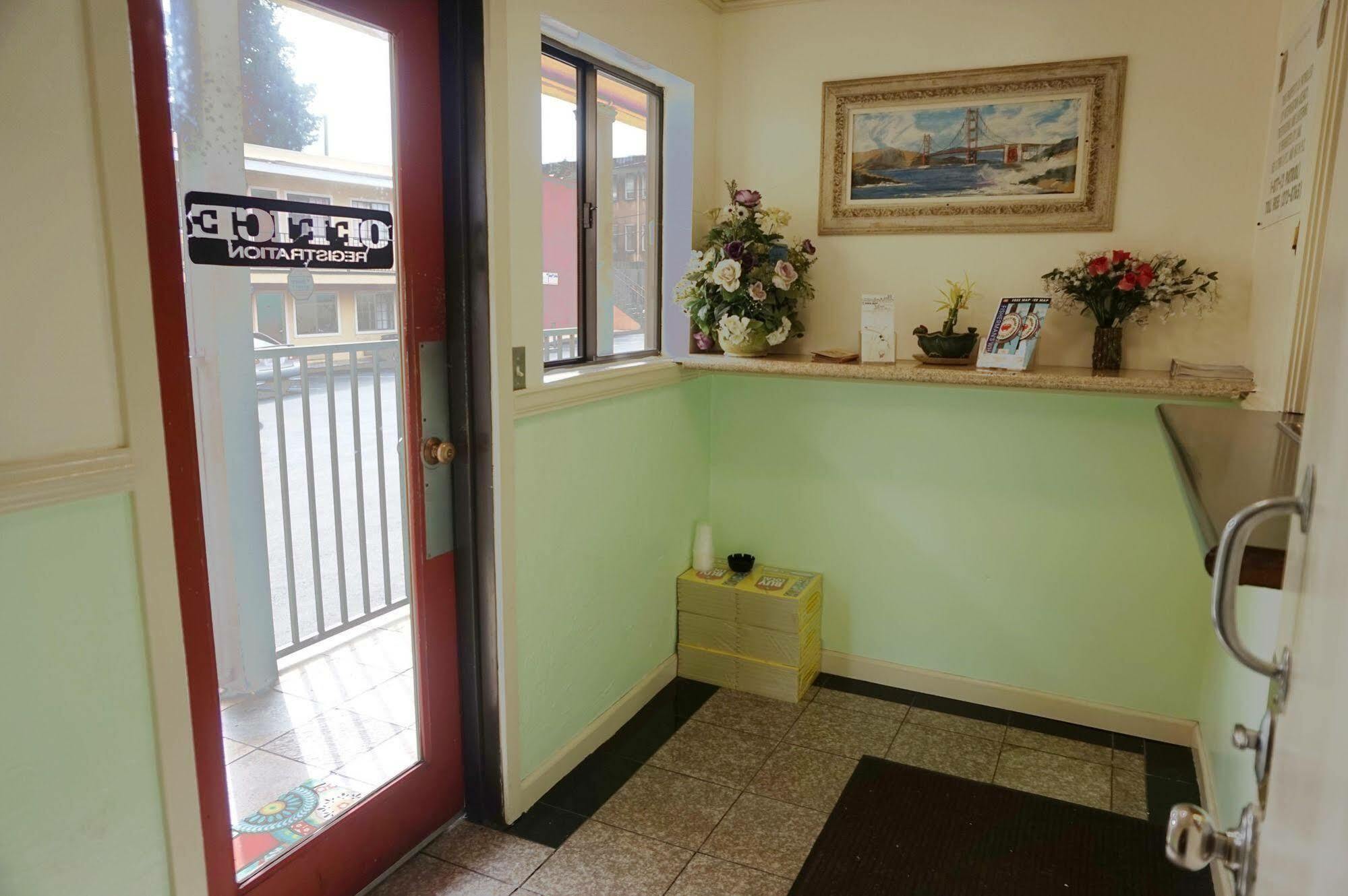 Piedmont Place Motel Оукланд Екстериор снимка